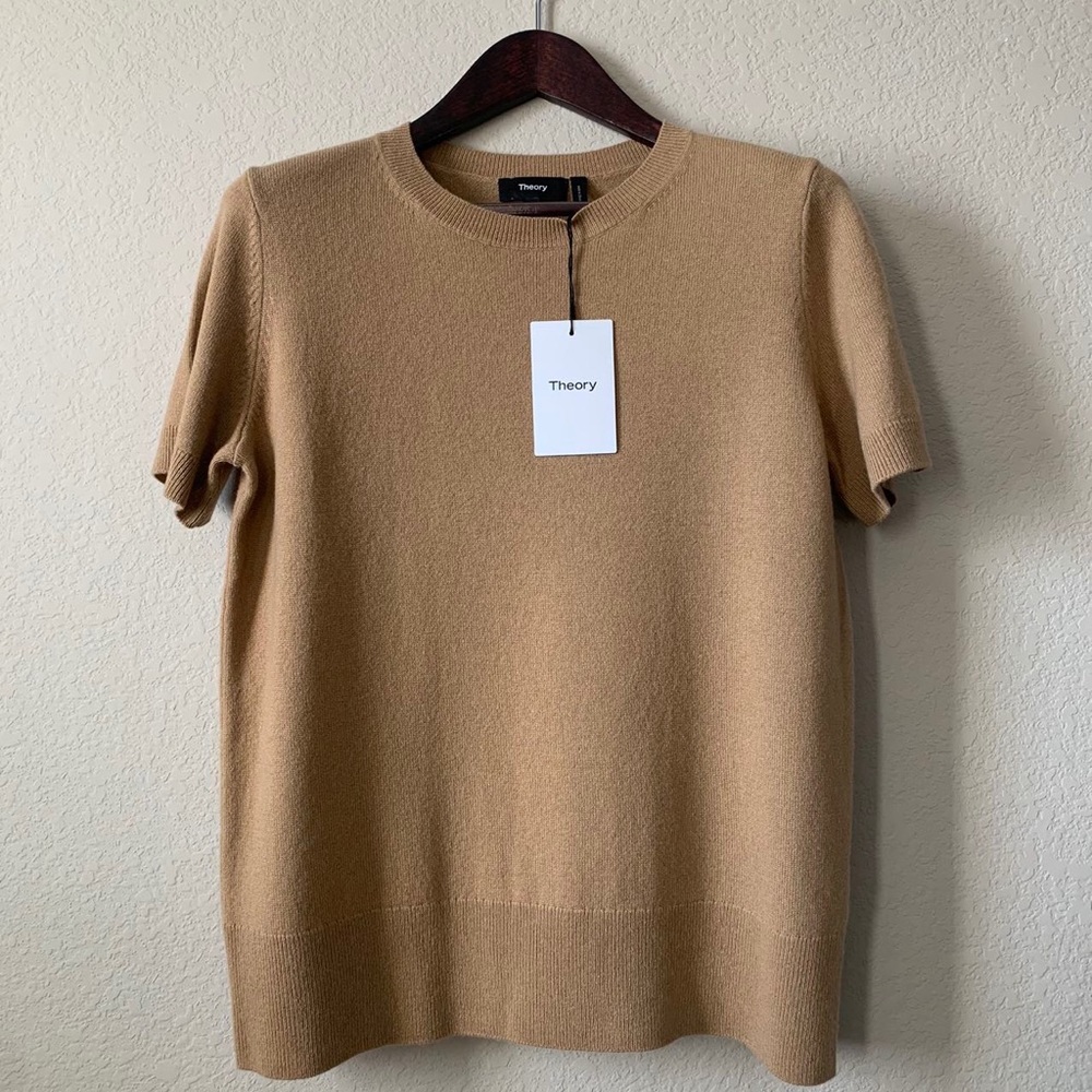 Theory Camel Short Sleeve Sweater